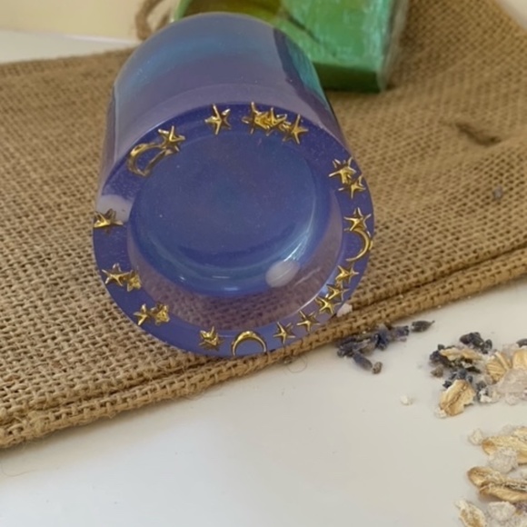 Moon and Stars Gradient Jellyfish Tea Candle Holder - Picture 4 of 4